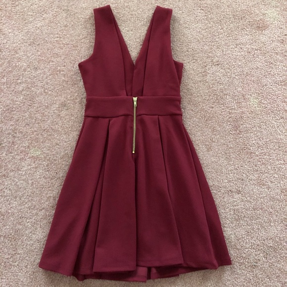 Wine Colored Dress - Picture 2 of 8